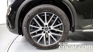 Mercedes-Benz GLC-Class GLC300e 4MATIC 2021 года из Южной Кореи