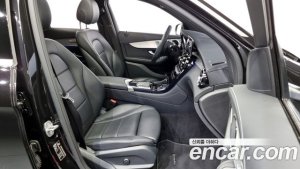 Mercedes-Benz GLC-Class GLC300e 4MATIC 2021 года из Южной Кореи