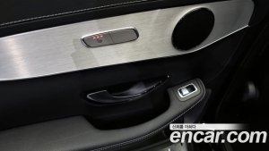 Mercedes-Benz GLC-Class GLC300e 4MATIC 2021 года из Южной Кореи
