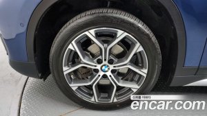 BMW X1 xDrive 18d xLine 2021 года из Южной Кореи