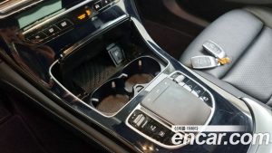 Mercedes-Benz GLC-Class GLC220 d 4MATIC 2020 года из Южной Кореи