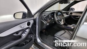 Mercedes-Benz GLC-Class GLC220 d 4MATIC 2020 года из Южной Кореи