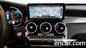 Mercedes-Benz GLC-Class GLC220 d 4MATIC 2020 года из Южной Кореи