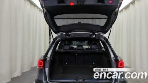 Mercedes-Benz GLC-Class GLC220 d 4MATIC 2020 года из Южной Кореи
