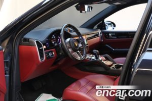 Porsche Cayenne 3.0 Coupe 2021 года из Южной Кореи