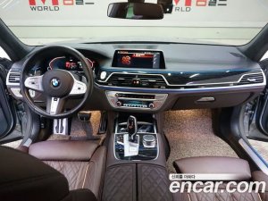 BMW 7-Series 740i M Sport 2021 года из Южной Кореи