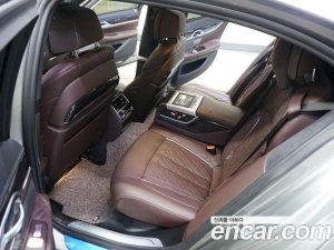 BMW 7-Series 740i M Sport 2021 года из Южной Кореи