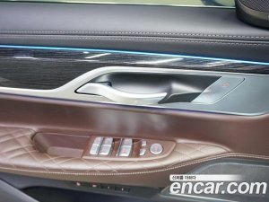BMW 7-Series 740i M Sport 2021 года из Южной Кореи