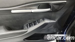 Kia Seltos Дизель 1.6 2WD 2020 года из Южной Кореи