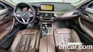 BMW 5-Series 520d Luxury Plus 2020 года из Южной Кореи