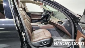 BMW 5-Series 520d Luxury Plus 2020 года из Южной Кореи
