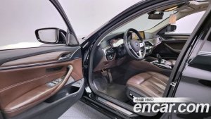 BMW 5-Series 520d Luxury Plus 2020 года из Южной Кореи