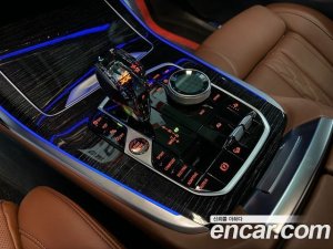 BMW X7 xDrive 40i M Sport 6인승 2021 года из Южной Кореи