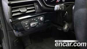 Audi A5 40 TFSI 4WD Premium Sportback 2021 года из Южной Кореи