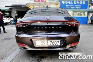 Hyundai Grandeur Exclusive 2022 года из Южной Кореи