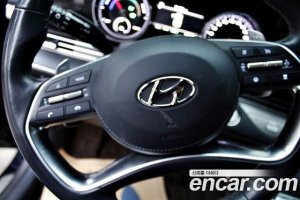 Hyundai Grandeur Exclusive 2022 года из Южной Кореи
