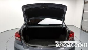 Hyundai AVANTE 1.6 2020 года из Южной Кореи