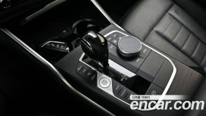 BMW 3-Series 320d Luxury 2021 года из Южной Кореи