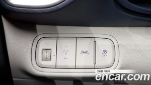 Hyundai Venue 1.6 Flux 2020 года из Южной Кореи