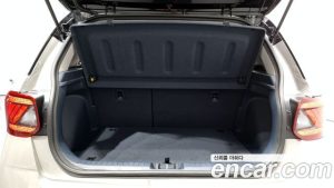 Hyundai Venue 1.6 Flux 2020 года из Южной Кореи
