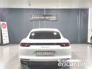 Porsche Panamera 3.0 AWD 2020 года из Южной Кореи