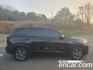 Kia Seltos Бензин 1.6 Turbo 2WD 2020 года из Южной Кореи