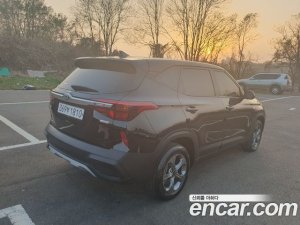 Kia Seltos Бензин 1.6 Turbo 2WD 2020 года из Южной Кореи