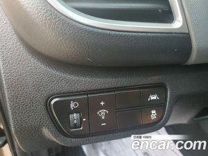 Kia Seltos Бензин 1.6 Turbo 2WD 2020 года из Южной Кореи