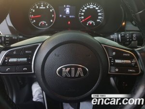 Kia Seltos Бензин 1.6 Turbo 2WD 2020 года из Южной Кореи