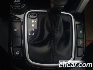 Kia Seltos Бензин 1.6 Turbo 2WD 2020 года из Южной Кореи