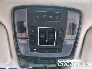 Hyundai Staria 4WD Lounge 9-Seater 2022 года из Южной Кореи