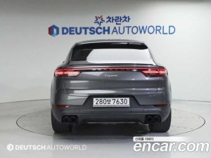 Porsche Cayenne 3.0 Coupe 2020 года из Южной Кореи