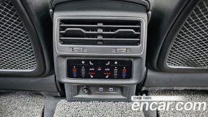 Audi Q7 50 TDI 4WD Premium 2021 года из Южной Кореи