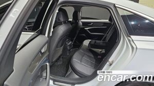 Audi A6 40 TDI 2020 года из Южной Кореи