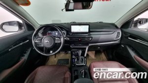 Kia Seltos Бензин 1.6 Turbo 2WD 2020 года из Южной Кореи