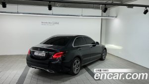 Mercedes-Benz C-Class C200 AMG Line 2021 года из Южной Кореи