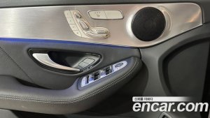 Mercedes-Benz C-Class C200 AMG Line 2021 года из Южной Кореи
