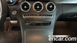 Mercedes-Benz C-Class C200 AMG Line 2021 года из Южной Кореи