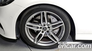 Mercedes-Benz E-Class E220d Cabriolet 2020 года из Южной Кореи