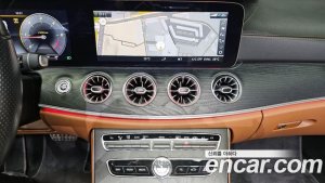 Mercedes-Benz E-Class E220d Cabriolet 2020 года из Южной Кореи