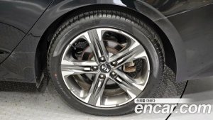 Kia K5 2.0 2021 года из Южной Кореи