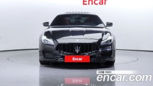 Maserati Quattroporte S Q4 3.0 V6 GranSport 2021 года из Южной Кореи