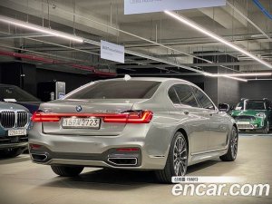 BMW 7-Series 740Li xDrive M Sport 2021 года из Южной Кореи