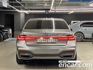 BMW 7-Series 740Li xDrive M Sport 2021 года из Южной Кореи