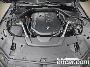 BMW 7-Series 740Li xDrive M Sport 2021 года из Южной Кореи