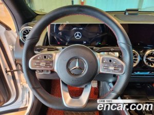 Mercedes-Benz GLB-Class GLB250 4MATIC 2020 года из Южной Кореи
