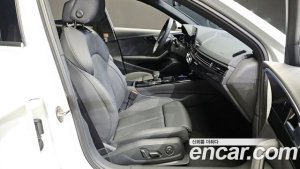Audi A4 45 TFSI 4WD Premium 2021 года из Южной Кореи
