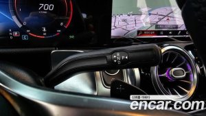 Mercedes-Benz GLB-Class GLB220 2021 года из Южной Кореи