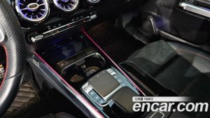 Mercedes-Benz GLB-Class GLB250 4MATIC 2020 года из Южной Кореи