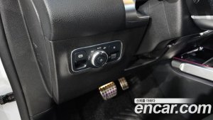 Mercedes-Benz GLB-Class GLB250 4MATIC 2020 года из Южной Кореи